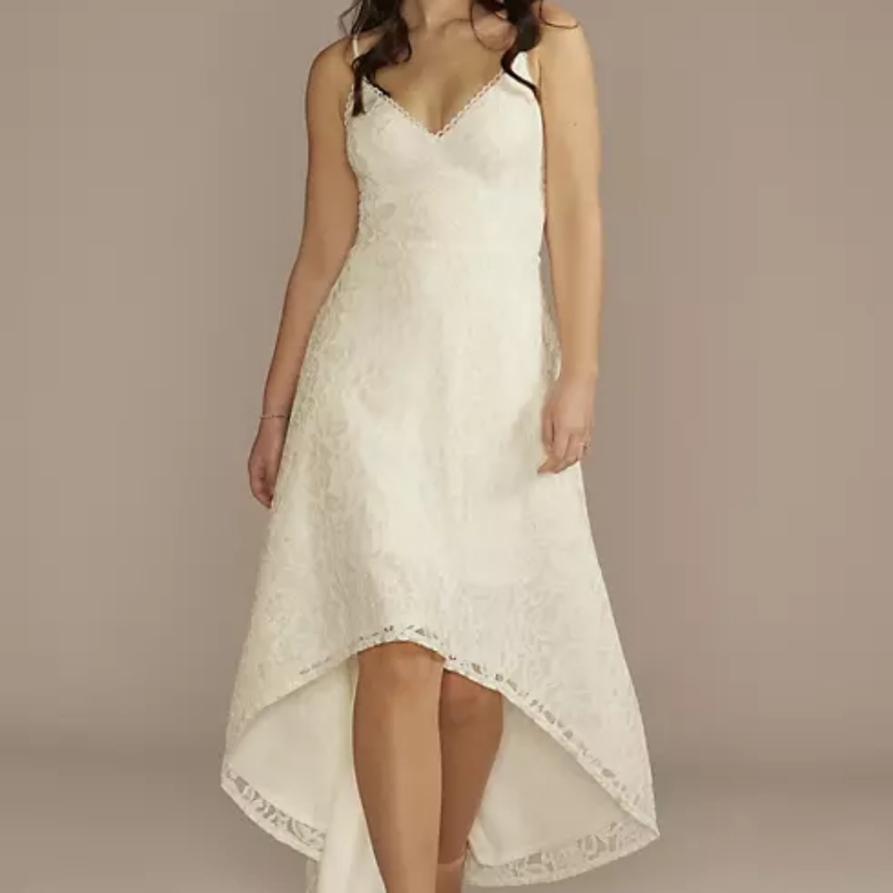 High-low Lace Spaghetti Strap V-neck Wedding Dress